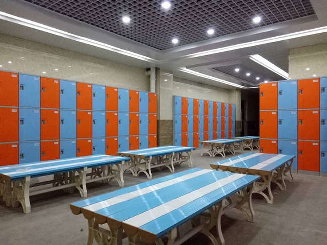 Can ABS lockers be customized with different colors or designs?